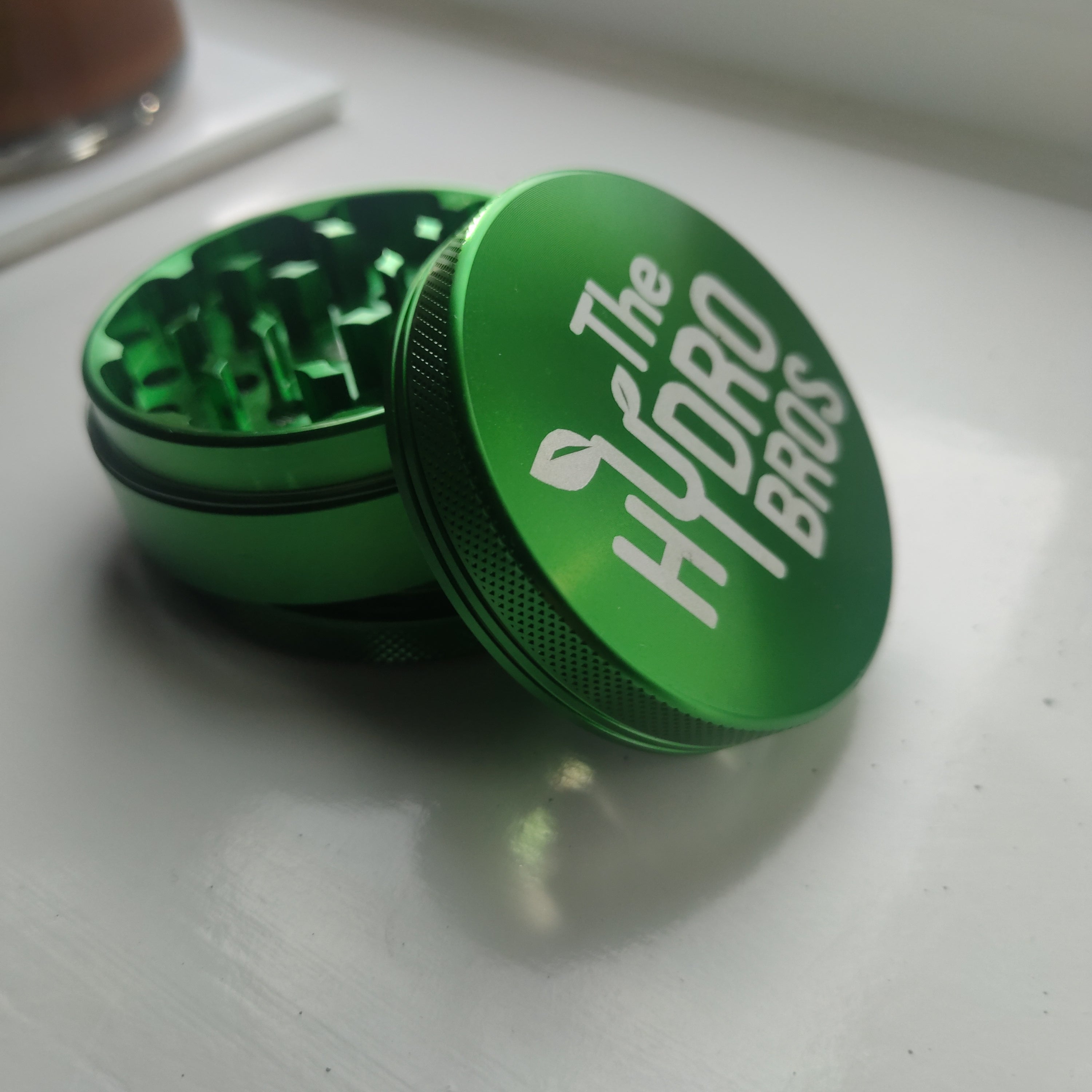 Molinillo de hierbas totalmente inocente