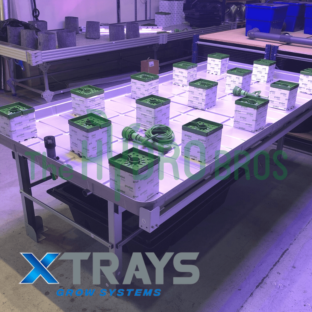 Grow Systems XTray Rolling Benches with Trays - 8ft x 4ft