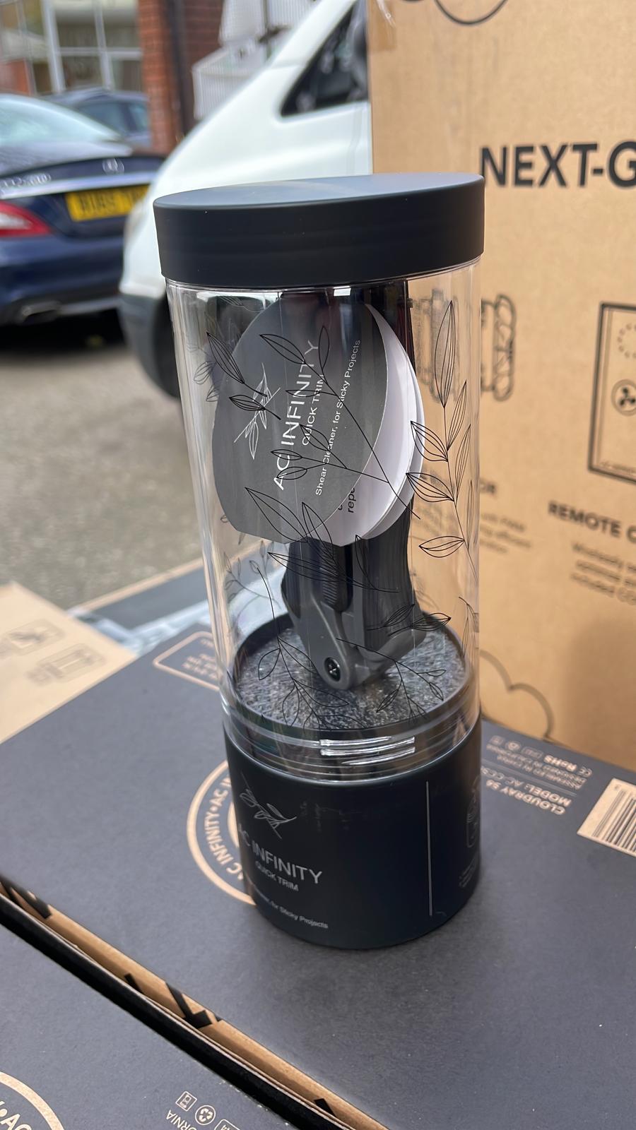 AC Infinity Stainless Steel Straight Pruning Scissors + Cleaning Kit (AC-PSB3)