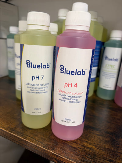 Bluelab pH Calibration Solution 4.0 & 7.0