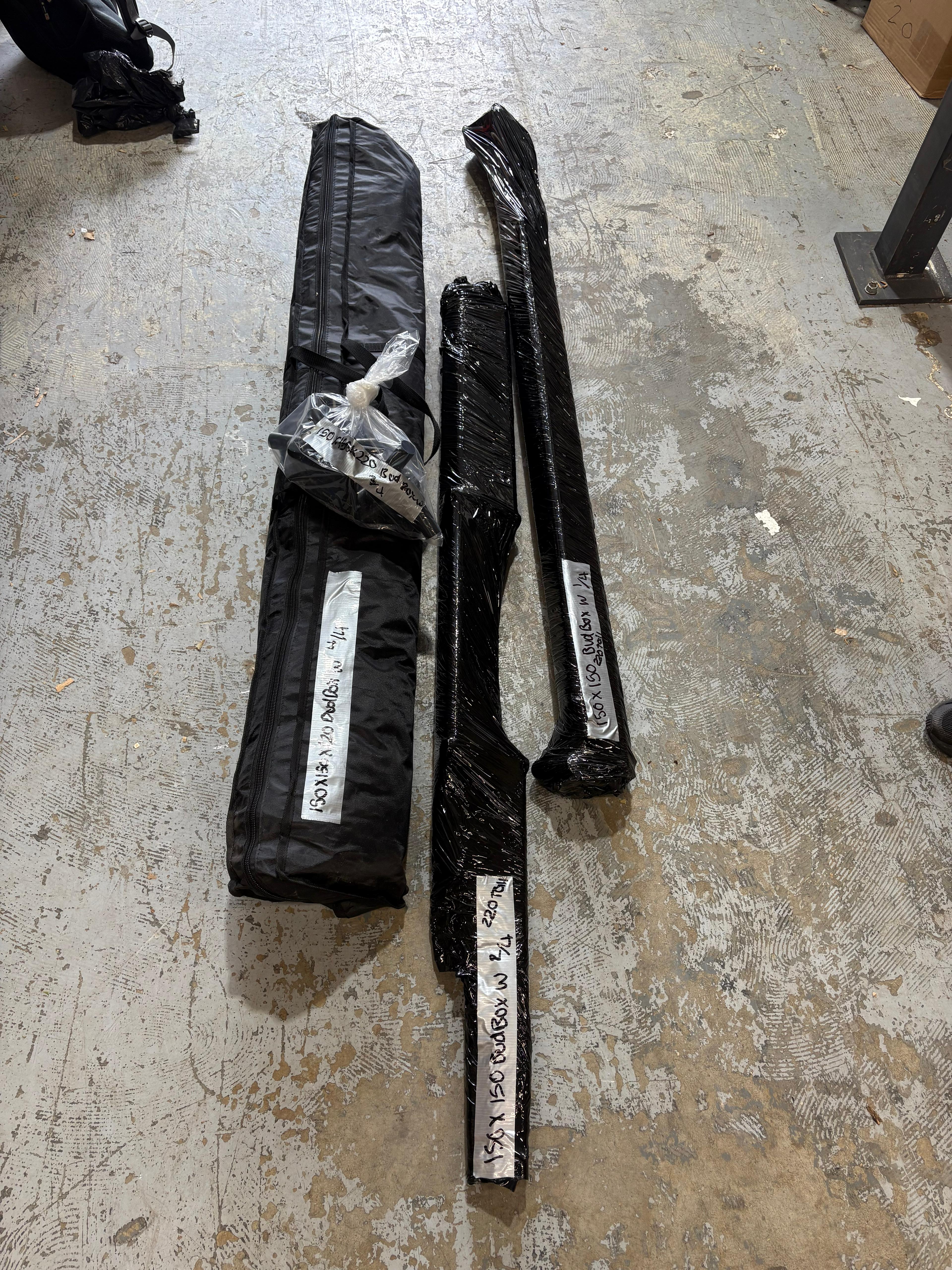 DAÑO DE CAJA - Caja Bud 300 X 150 X 200